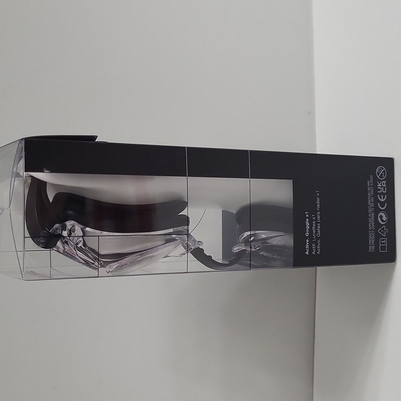 2 For $22 Nike Black Swim Goggles - Picture 2 of 5